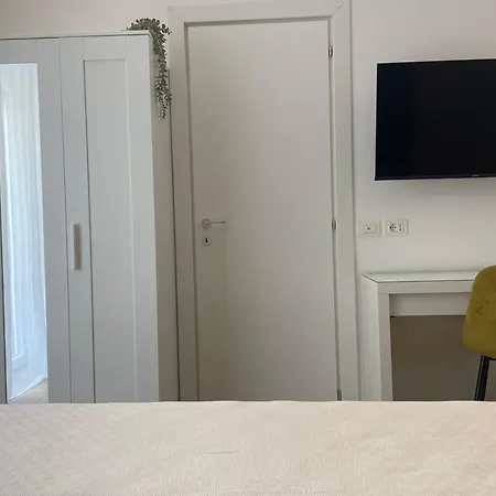 Wow Rome Home-3