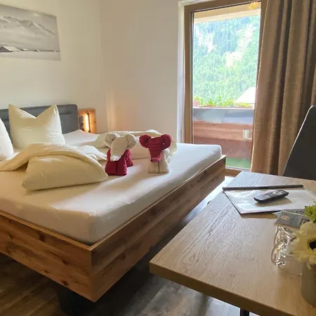 Pension Jagerhof - Sommercard Inkl - 5 Min Zum Hochzeiger-3
