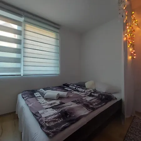 Pandora's Place-3