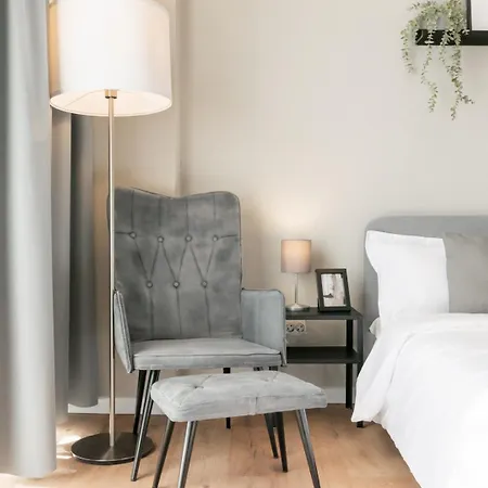Coliving Gran Via Carlos III-2