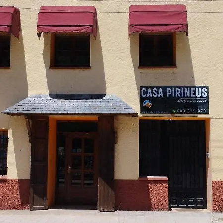 Casa Pirineus - Alojamiento rural&Alquiler de esquís - SKI Pirineus-2