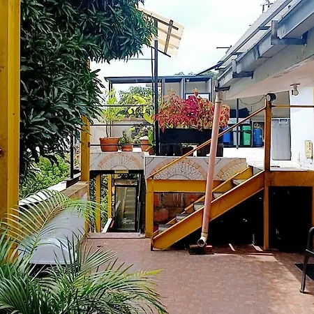 Casa Amarilla Hostel - Cali-2