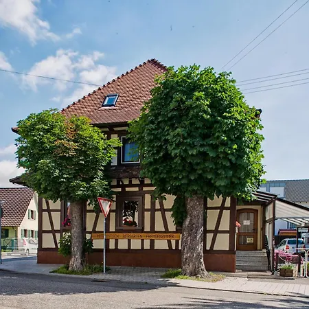 Landgasthaus Kreuz Beim Tom-3