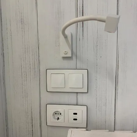 Nerja Casual Rooms-3