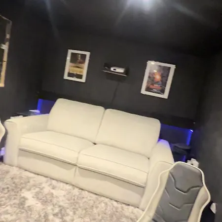 Cinema Room-3