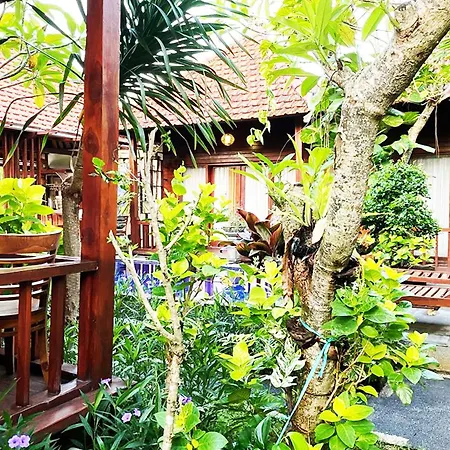 Wait Garden Cottage-2