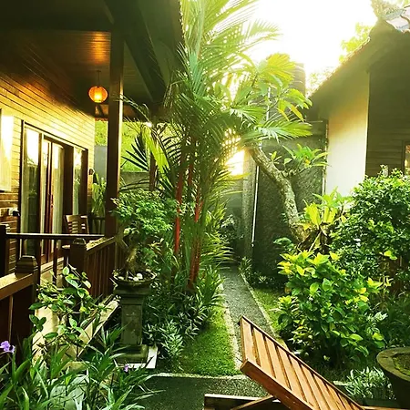 Wait Garden Cottage-3