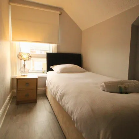 Oyo Abbey Lodge Hotel-2