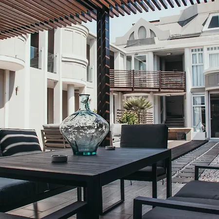 Swakopmund Luxury Suites-3