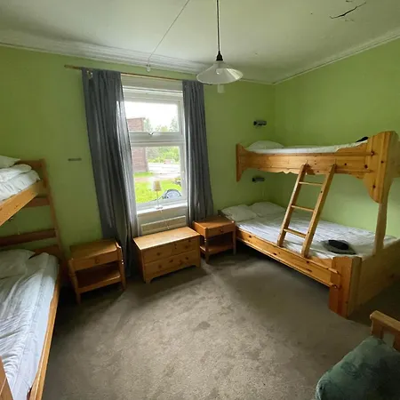 Skiers Inn-2