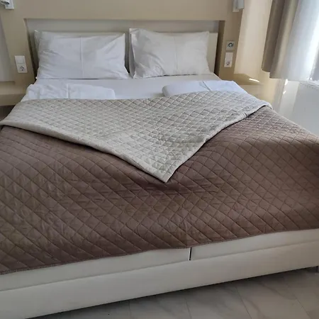 Ch-Hotel Luka-2