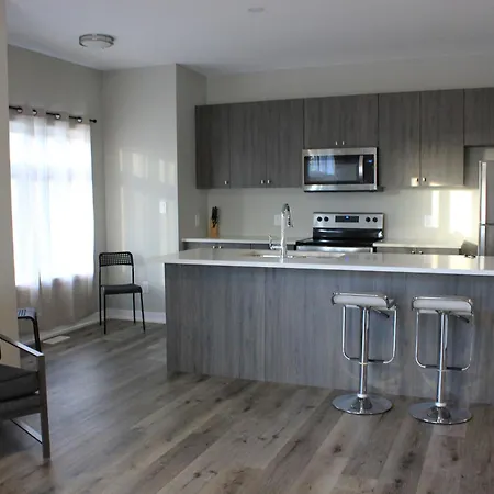 Boardwalk Homes - Vacation Homes & Executive Suites-3