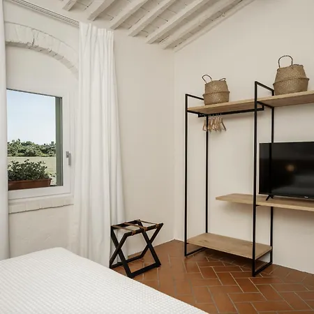 Scarlea Rooms-2