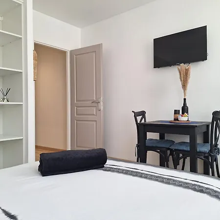 Chambre NINA climatisée-2