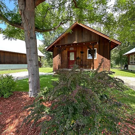 Methow River Lodge Cabins-3
