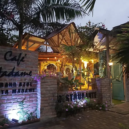 Cafe Madame-2