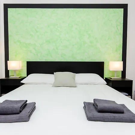 Green Room-3