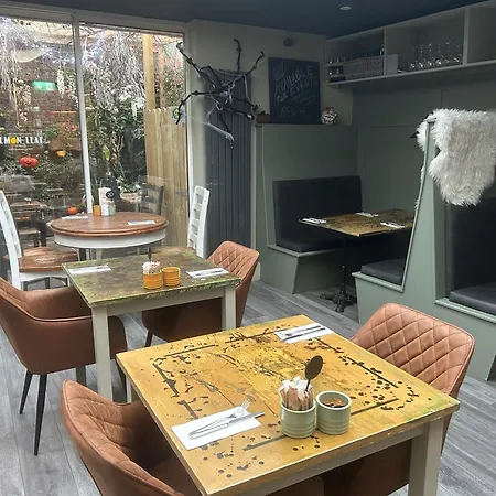 The Lemon Leaf Cafe Bar And Townhouse-2