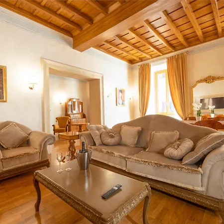 Pantheon Suites In Rome-3