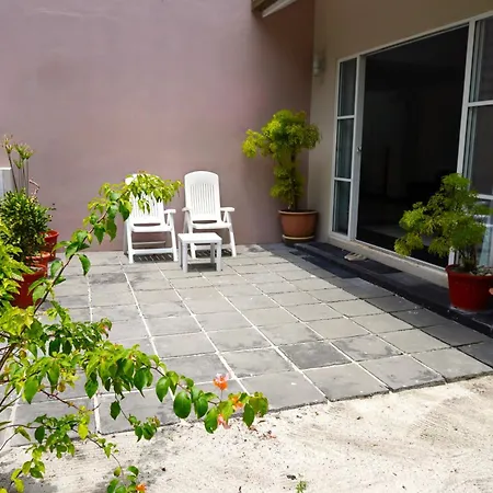 Tme Retreats Dhigurah-2