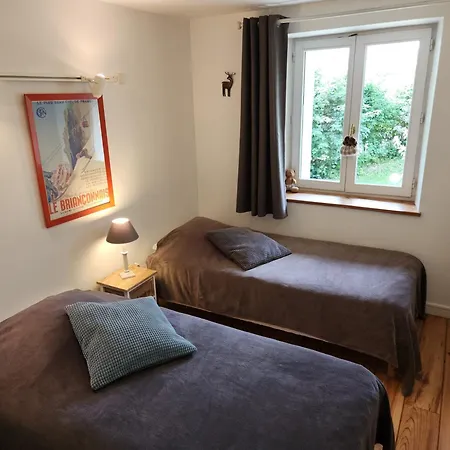 La Girandole Chambre D'Hotes Et Location D'Appartement-3