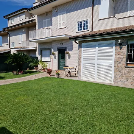 Castelbarco House B-2