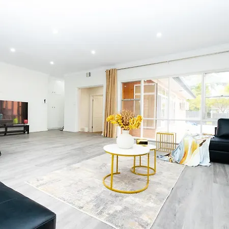 Adelaide Escape And Business-3Bath Full Kitchen Fast Wifi 3Tv-For Large Families And Group-2