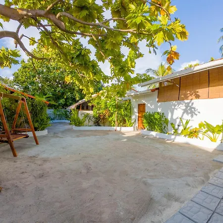 Bambukeyo Villa-2