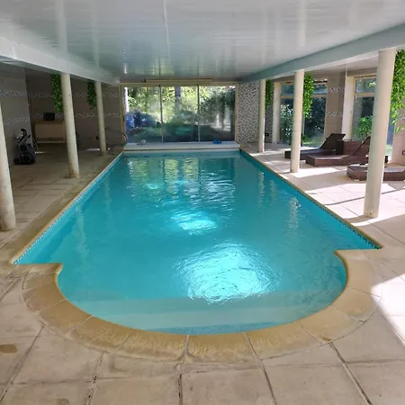 Au Charme Du Lac Espace Bien Etre Et Piscine Chauffe Proche Parc Et Restaurant Du Casino-2