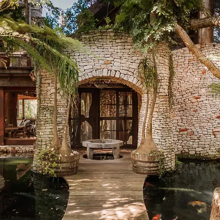 Wonderland Boutique Retreat & Spa-3