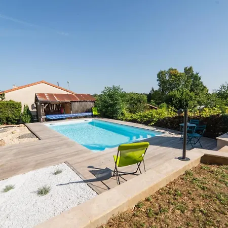 Le Grand Verger : gîte familial avec piscine-3