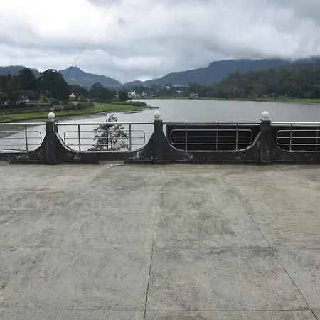 Nuwaraeliya H2O Lakeside-3