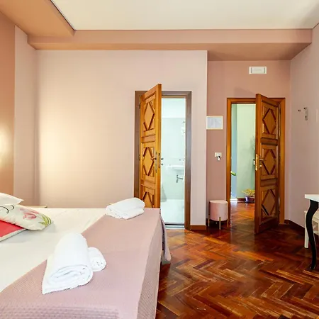 City Love Rooms-3