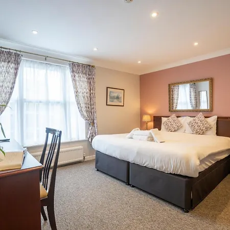 Marlborough House - Guest House-3