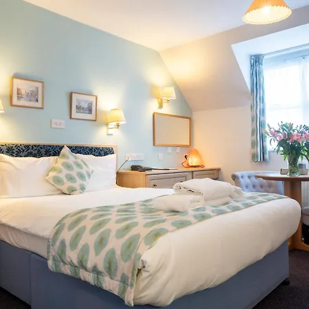 Marlborough House - Guest House-2