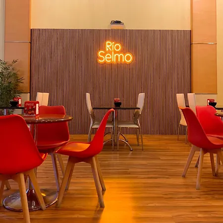 Hostal Rio Selmo-3