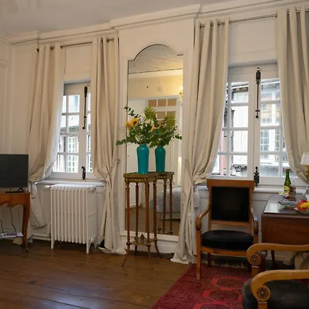 Guest House Saint Yves-2