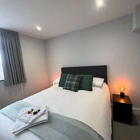 Brynhyfryd Guest House-2
