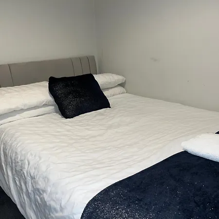 The Coral Guest House Southampton, Family Rooms, Suitable For Contractors-2