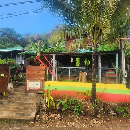 Villa Rasta Portland-3