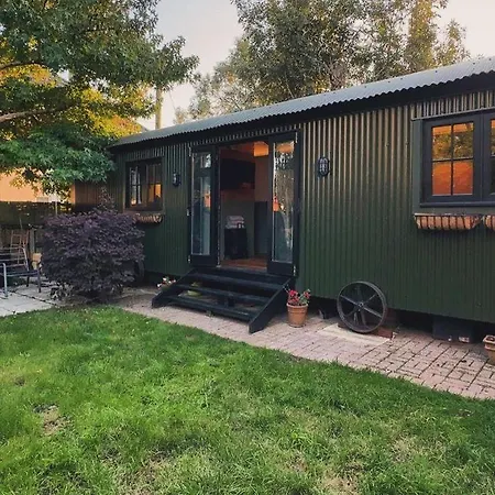 The Holly Hut-3