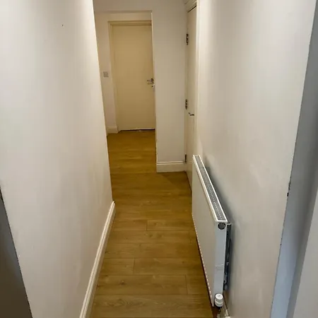 Archway Court-3