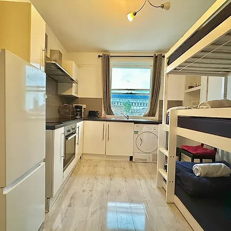 Guesthouse 81-2