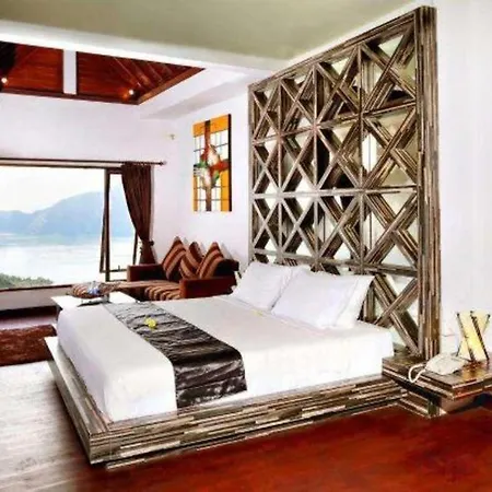 The Cave Hotel-2