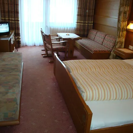 Hotel Garni Val-Sinestra-3