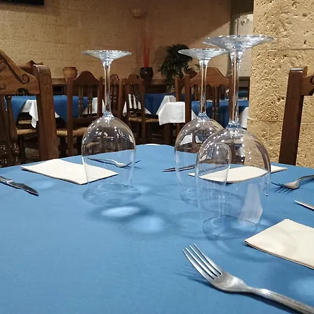 Hostal La RoDa-2