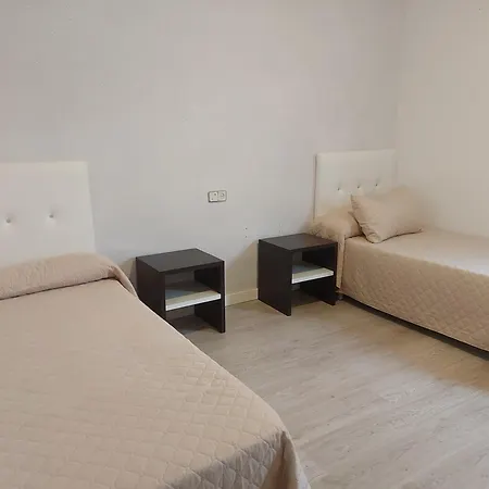 Hostal Fuente del Pino-2
