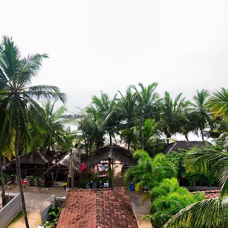 Golden Surfer Beach Hotel-2