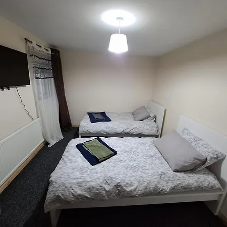 Sam House-3