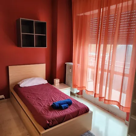 Guesthouse - Metro M1 Sesto Rondò-2
